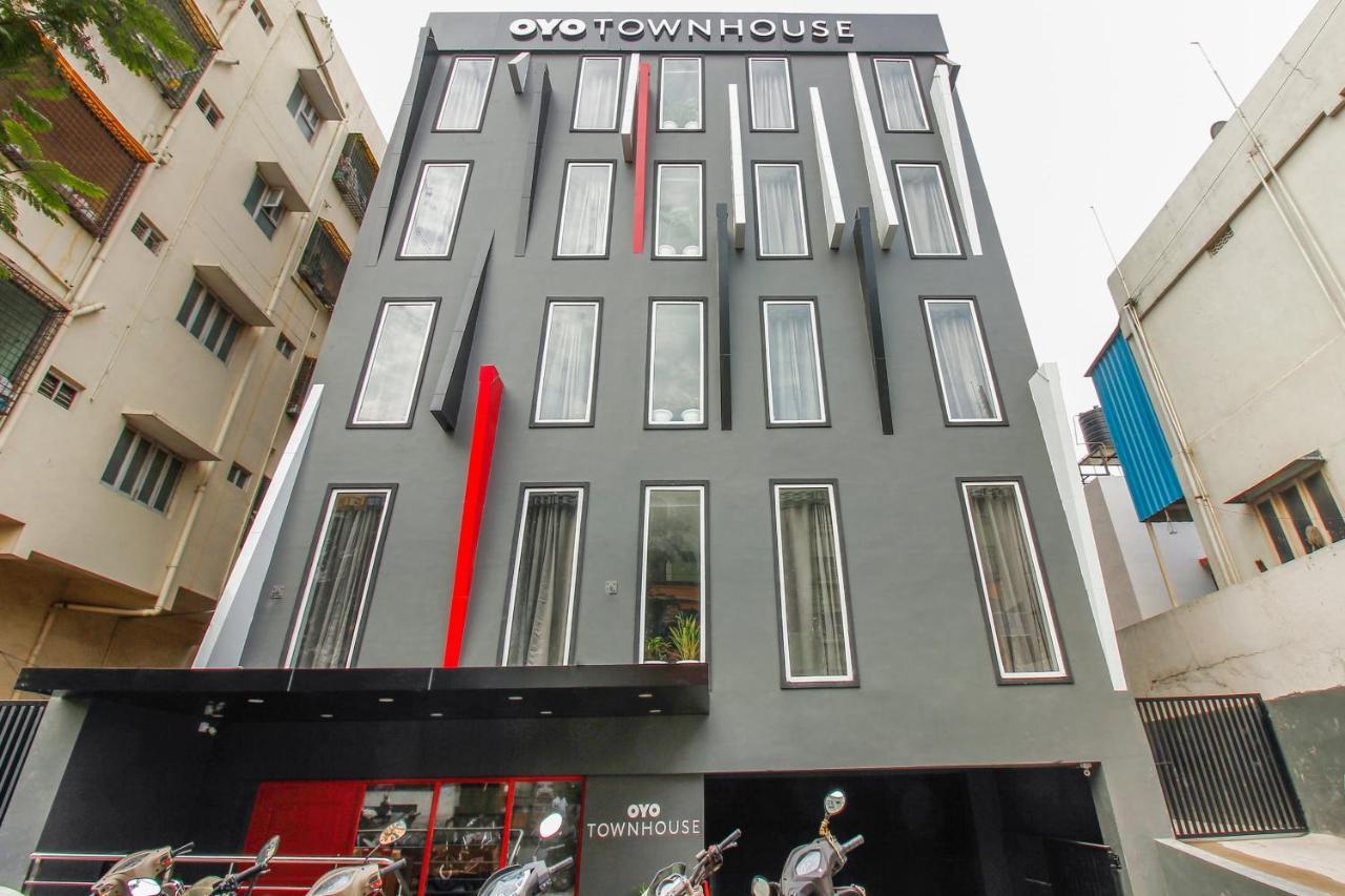 Hotel Townhouse White Ridge Shivam Road Lālāguda Esterno foto