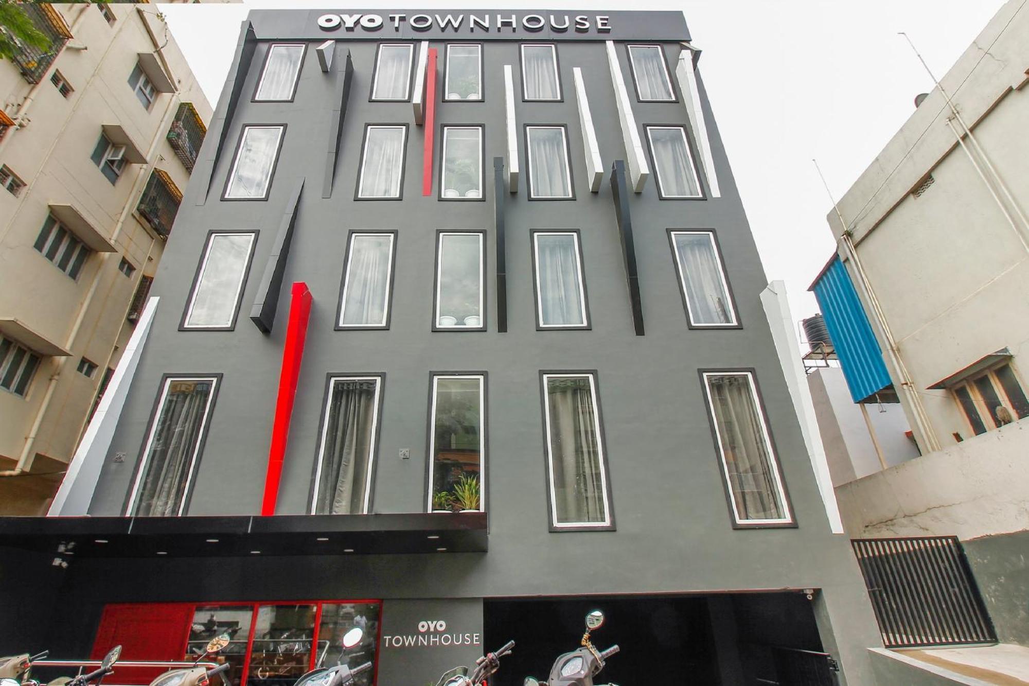 Hotel Townhouse White Ridge Shivam Road Lālāguda Esterno foto