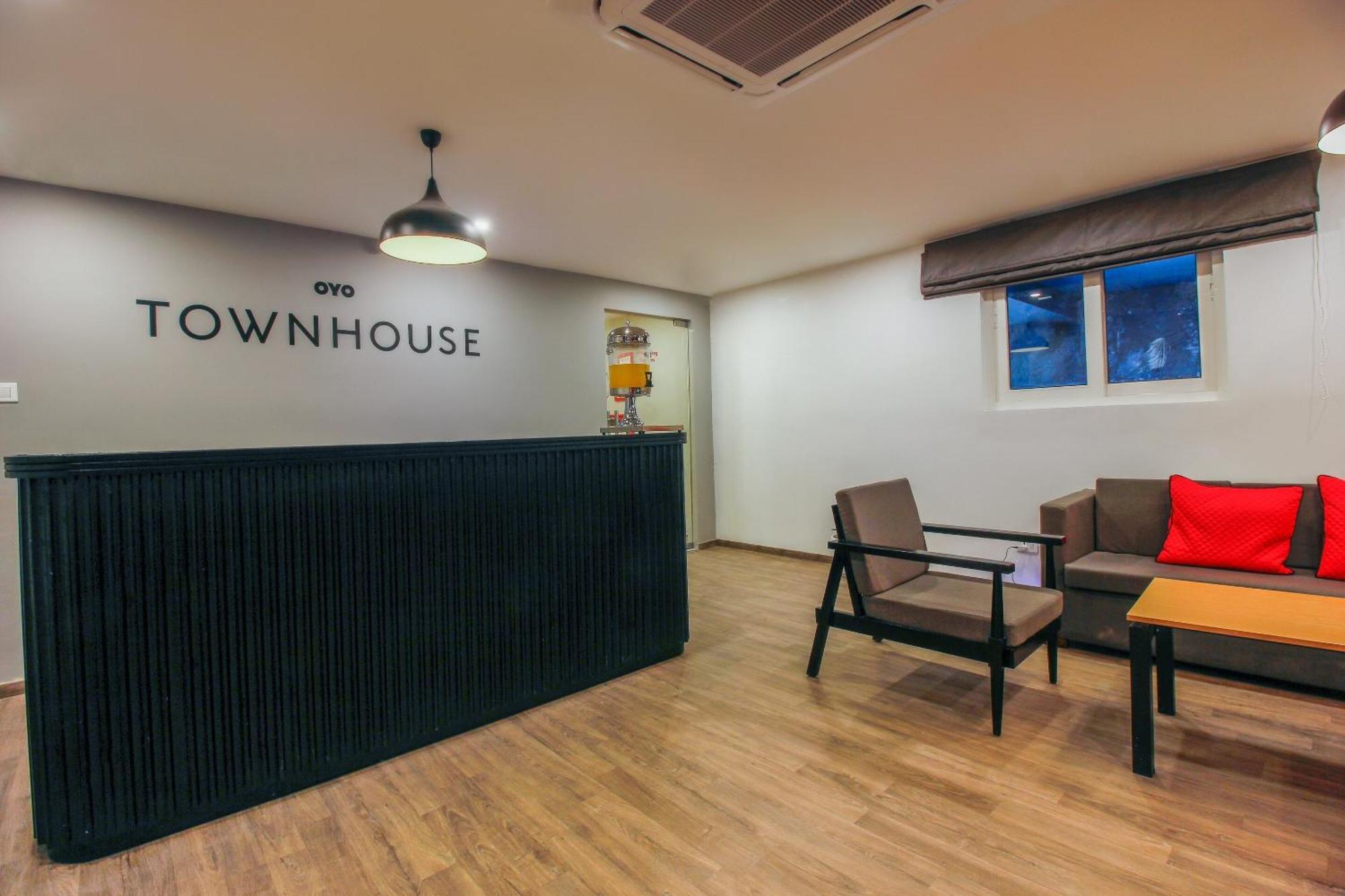 Hotel Townhouse White Ridge Shivam Road Lālāguda Esterno foto